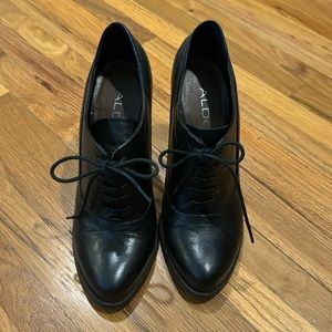 Aldo lace up Booties